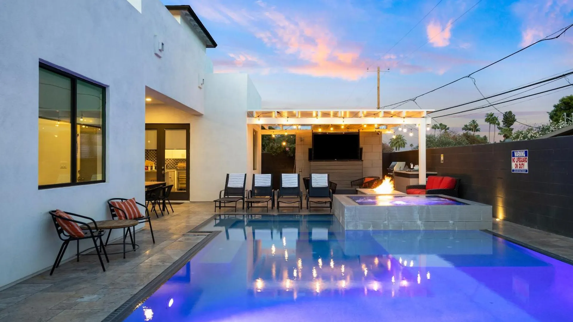 Desert Sky Luxury Pool & Spa Walk To Old Town! سكوتسدايل